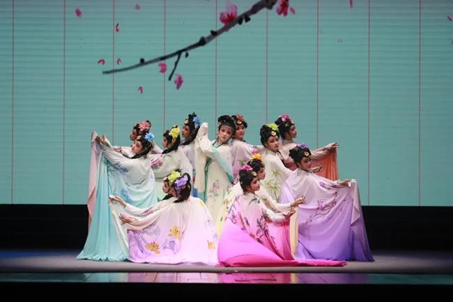 小剧场1.jpg 小剧场1.jpg